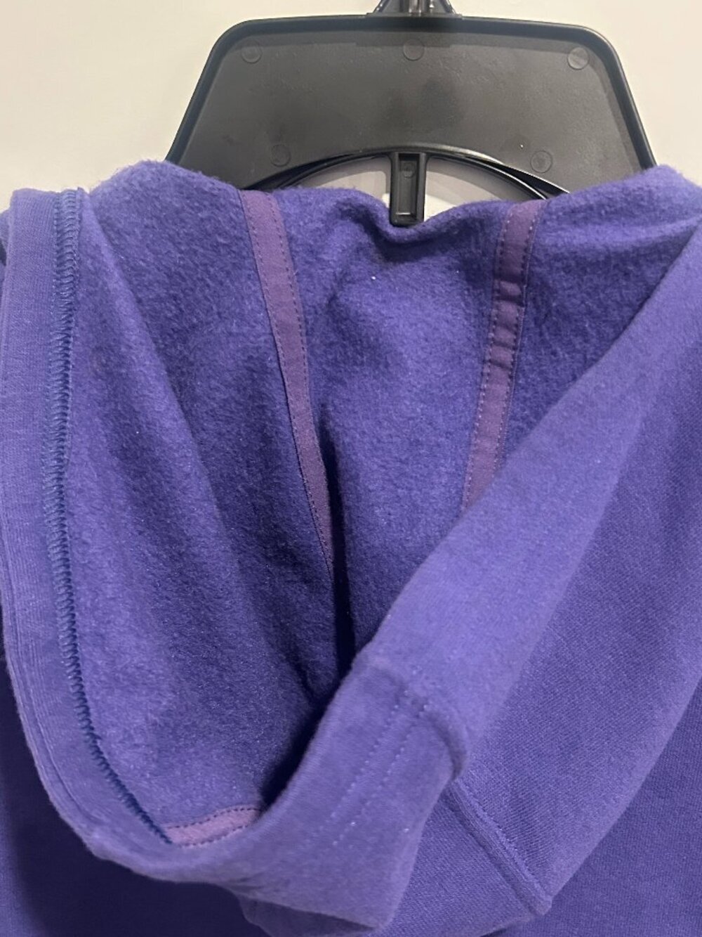 All In Motion Girls Purple Hoodie Size XS (4-5), 3 for $15 Kids Bundle - Picture 5 of 6